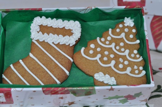 A box of wishing cookies